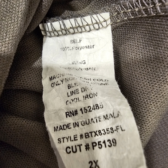 Papermoon Jonis Split Neck Blouse Greenish Taupe, Sheer Arms Size 2X - Picture 7 of 7